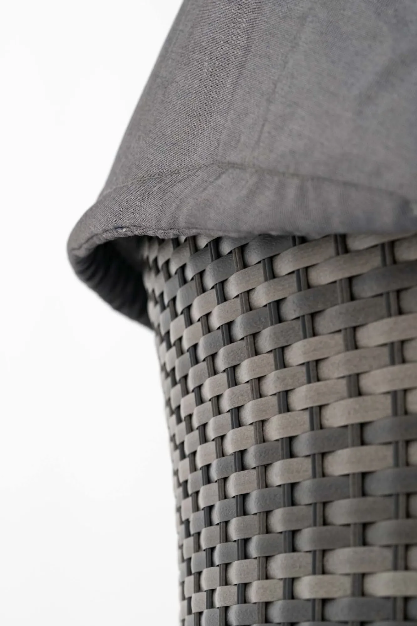 ARTELIA Oceana Sonneninsel, grau, Polyrattan/Polyacryl, mit Dach & drehbarem Hocker, Sonnenschutz und Sichtschutz