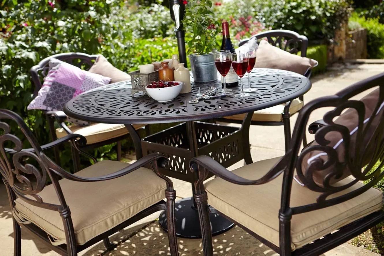 HARTMAN Amalfi Garten-Essgruppe, bronze, Alu-Guss, Ø120cm, 4 Sessel inkl. Wendekissen