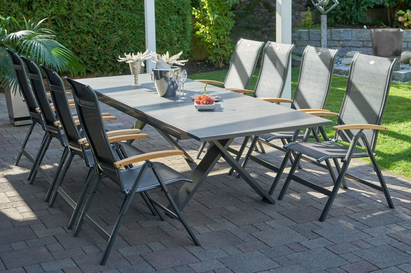 HARTMAN Sondermodell Xanadu / Alice Garten-Essgruppe, xerix/schwarz, Alu/Glaskeramik, 4x4 Textilen, 8 Klappstühle, 220/280x100cm