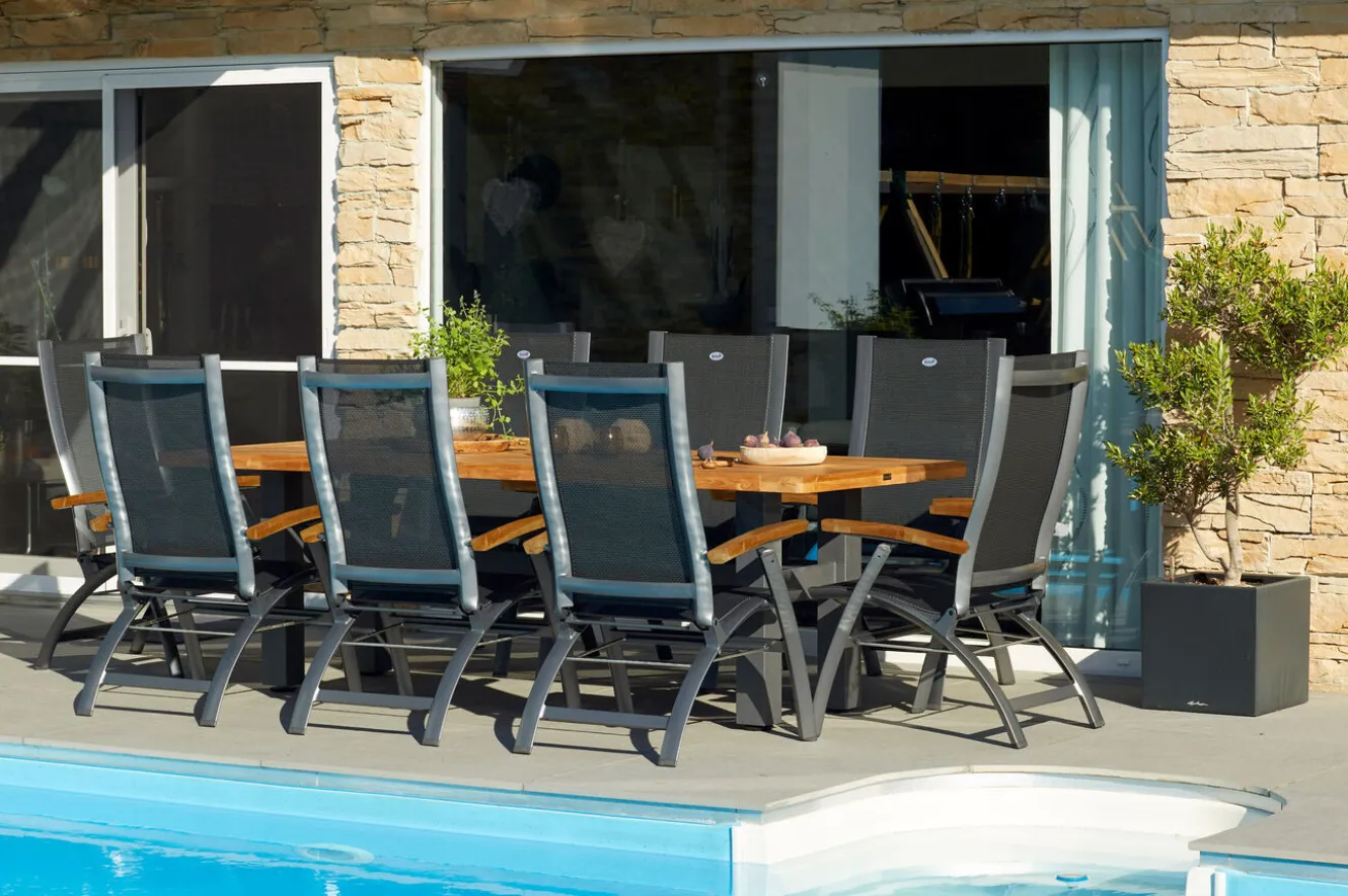 HARTMAN Sondermodell Yasmani / Primo Garten-Essgruppe, xerix/natur, Alu/Teak/Glaskeramik, 8 Klappstühle, 220/280x100cm, Teak Armlehnen