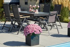 HARTMAN Xanadu / Aruba Garten-Essgruppe, xerix/natur, Alu/Teak/Glaskeramik, 2 Dining Sessel, 4 Klappstühle, 160/220x100cm, Teak Armlehnen