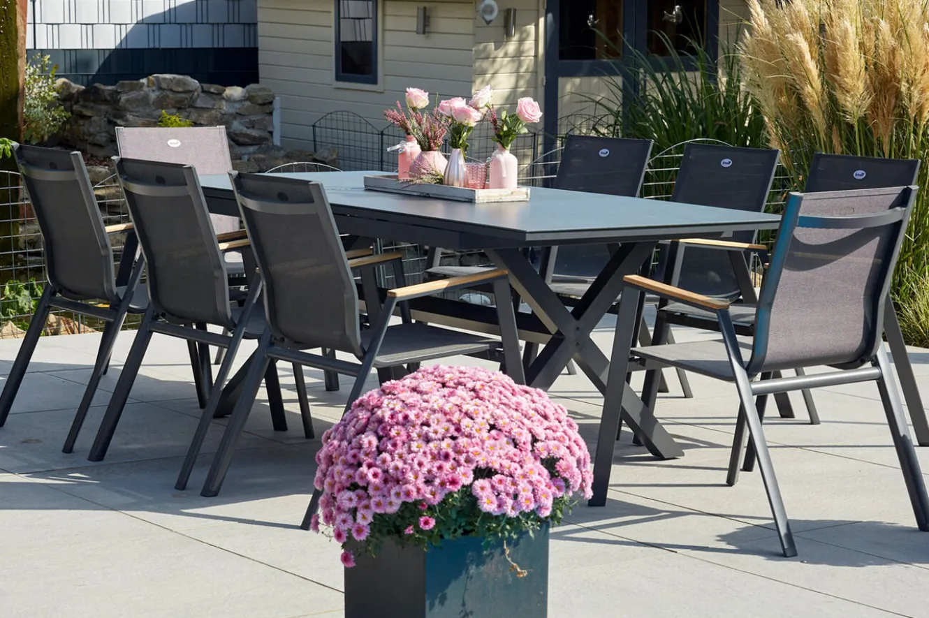 HARTMAN Xanadu / Aruba Garten-Essgruppe, xerix/natur, Alu/Teak/Glaskeramik, 8 Dining Sessel, 160/220x100cm, Teak Armlehnen