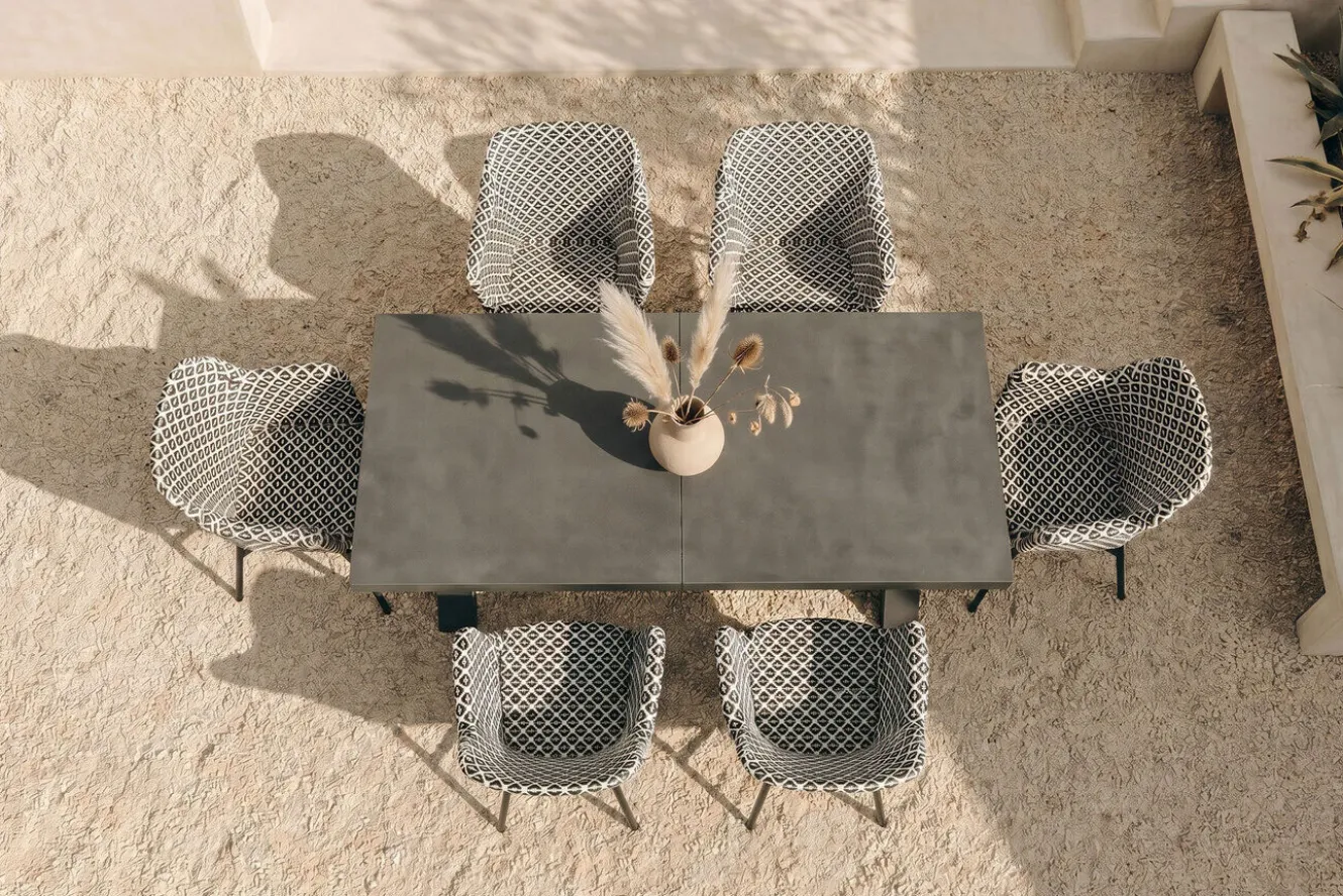 HARTMAN Xanadu Garten-Essgruppe, schwarz/weiß/grau, Aluminium/Kunststoff/Glaskeramik, 220/280 x 100 cm Tisch, ausziehbar, robust, korrosionsbeständig, UV-beständig, mit Fußkappen, pulverbeschichtet