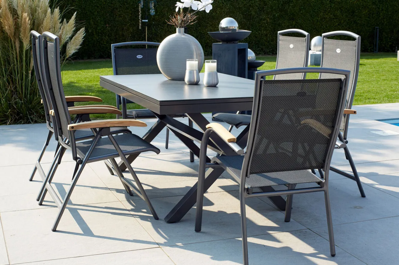 HARTMAN Xanadu / Raffaelo Garten-Essgruppe, xerix/natur, Alu/Teak/Glaskeramik, 2 Dining Sessel, 4 Klappstühle, 160/220x100cm, Teak Armlehnen