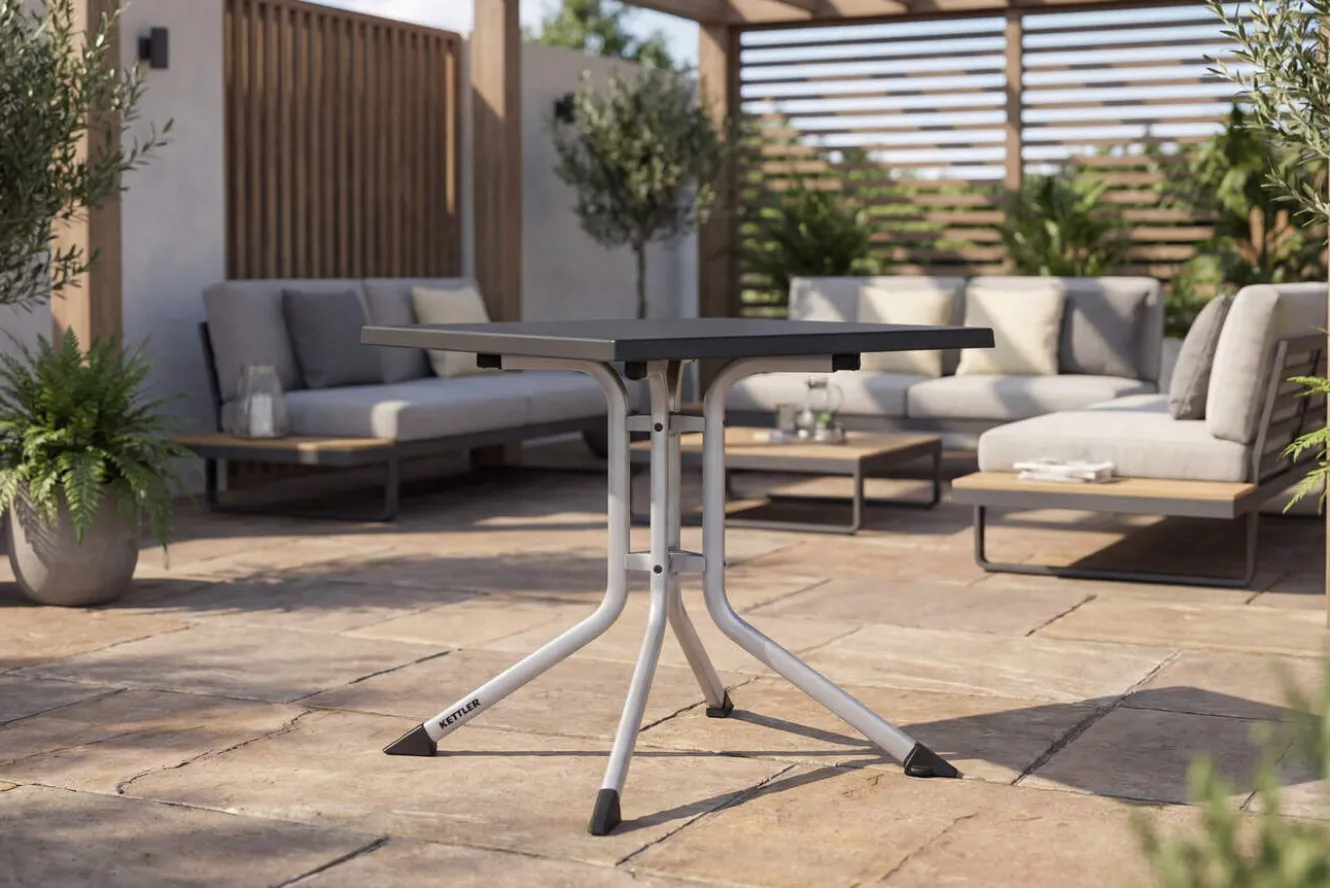 KETTLER BOULEVARD Klapptisch, silber/anthrazit, Aluminium/KETTALUX, 70 x 70 cm, pflegeleicht, schmutzabweisend