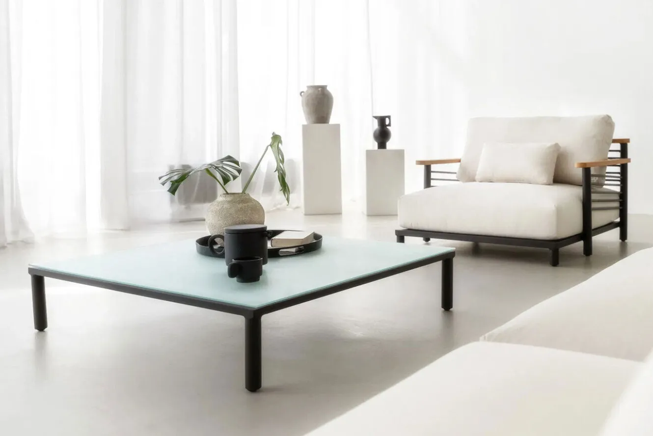 LIVING ZONE Dorina Plus Gartenlounge, grau/anthrazit, Alu/Holzoptik, wetterbeständig, UV-beständig, inkl. Kissen