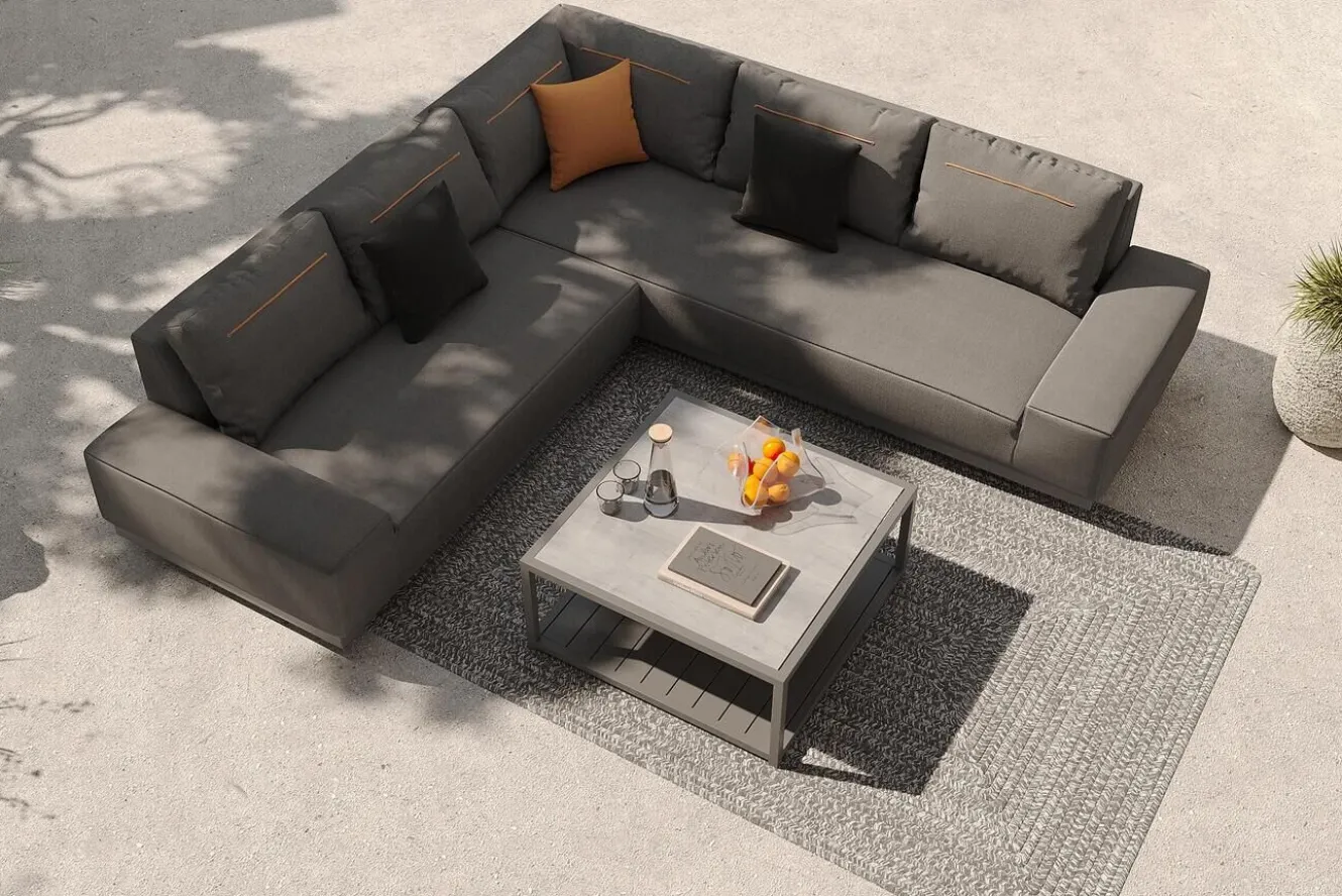 OUTFLEXX Beau Gartenlounge mit Outdoor-Teppich, grau/aluminium-weiß, Aluminium/Polyester/PET-Garn, Teppich rechteckig 240 x 160 cm, inkl. Kaffeetisch