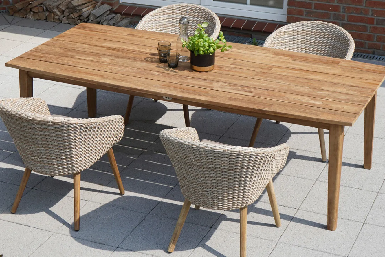 OUTFLEXX Borneo Garten-Essgruppe, beige-meliert, Polyrattan/Akazie, Tisch 180 x 90 cm, 4 Cocktail-Sessel, FSC®-zertifiziertes Produkt