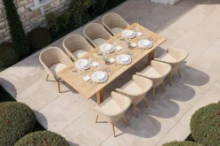 OUTFLEXX Borneo Garten-Essgruppe, natur/beige, Akazie/Polyrattan, Esstisch ausziehbar 180/220/260 x 100 cm, 8 Stühle mit Polster, FSC®-zertifiziertes Produkt