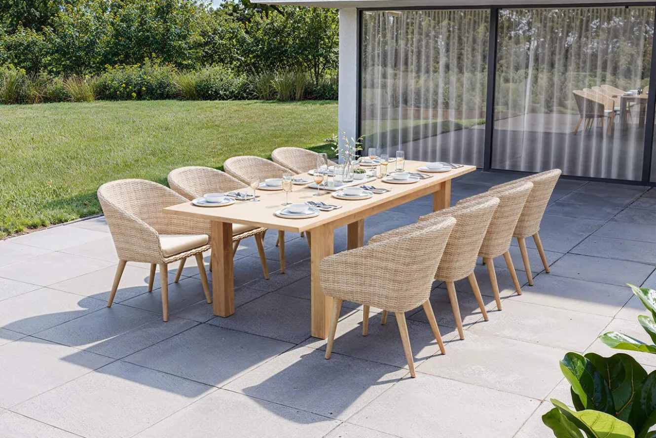 OUTFLEXX Borneo Garten-Essgruppe, natur/beige, Akazie/Polyrattan, Esstisch ausziehbar 180/220/260 x 100 cm, 8 Stühle mit Polster, FSC®-zertifiziertes Produkt