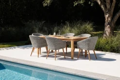 OUTFLEXX Borneo/Kota Garten-Essgruppe, natur/grau-meliert, Akazie/Alu/Polyrattan, 220x100 cm, 6 Cocktailsessel, Akazie, FSC®-zertifiziertes Produkt