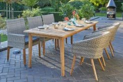 OUTFLEXX Borneo/Kota Garten-Essgruppe, natur/grau-meliert, Akazie/Alu/Polyrattan, 220x100 cm, 3 Cocktail-, 3 Landhaussessel, FSC®-zertifiziertes Produkt