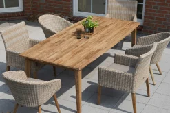 OUTFLEXX Borneo Set, beige-meliert, Polyrattan/Akazie, Tisch 220 x 100 cm, 3 Cocktail-, 3 Landhaussessel, FSC®-zertifiziertes Produkt