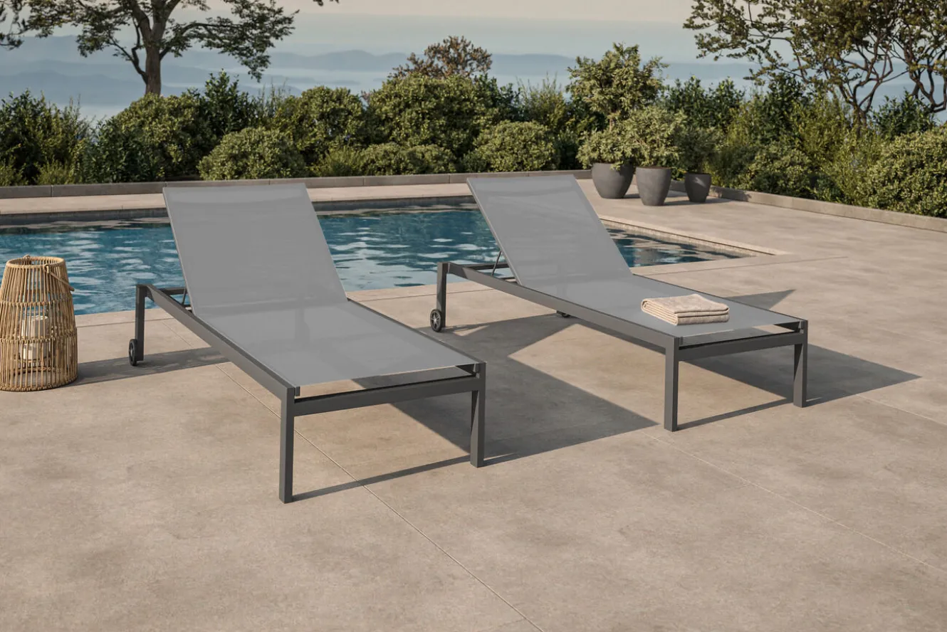 OUTFLEXX 2er-Set Gartenliege, grau/schwarz, Alu/Textilene, 190 x 80 cm, rollbar, verstellbare Rückenlehne