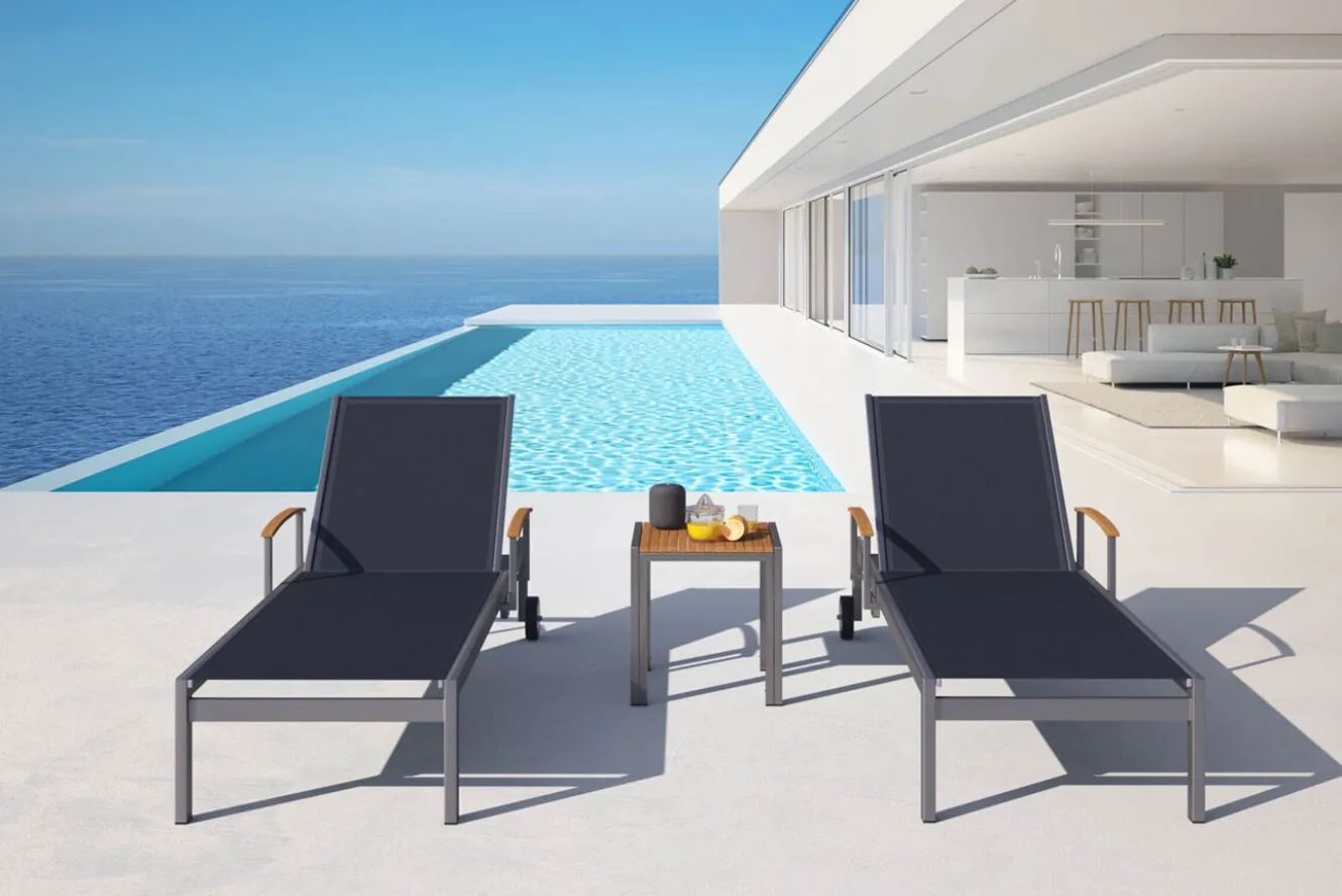 OUTFLEXX 2er-Set Sonnenliegen, schwarz, Edelstahl/Teak, 195,5x74x35cm, mit Beistelltisch 45x45cm, Teak Armlehnen, FSC®-zertifiziertes Produkt