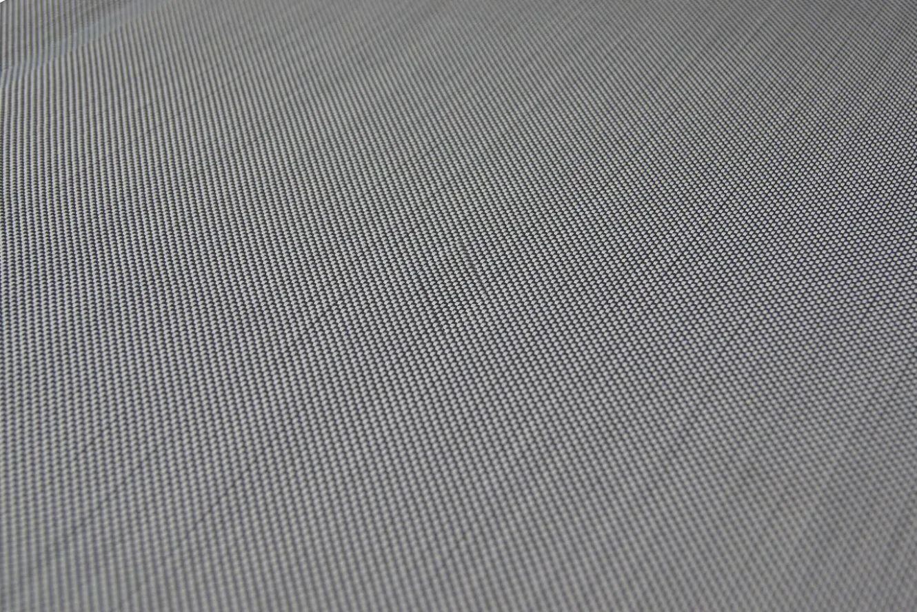 OUTFLEXX Freischwinger, silber, Edelstahl/Textilene, padded, Armlehnen aus Teakholz