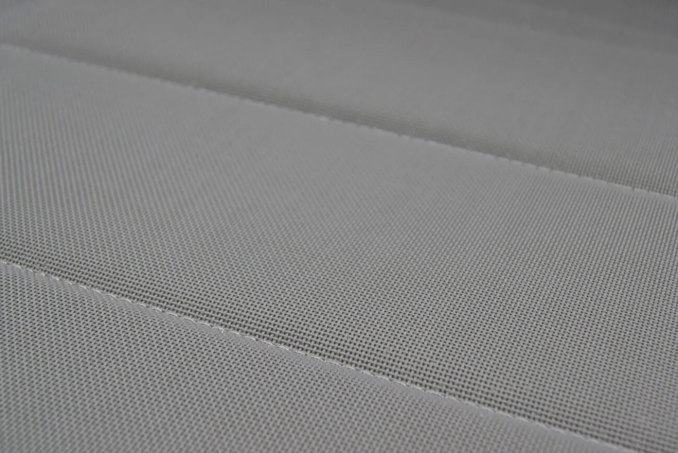 OUTFLEXX Freischwinger, taupe, Edelstahl/Textilene, padded, Armlehnen aus Teakholz
