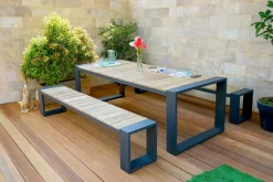 OUTFLEXX Kona Garten-Essgruppe, dark grey/natur, Alu/recyceltes Teak, Esstisch 240x100cm, 2x Bank 240x40cm, U-Gestell, FSC®-zertifiziertes Produkt