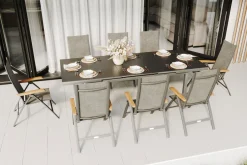 OUTFLEXX Lagos Garten-Essgruppe, anthrazit/grau, Alu/Eukalyptus/Textilene, Tisch 180/240 x 100 cm, 8 Klappstühle, FSC®-zertifiziertes Produkt