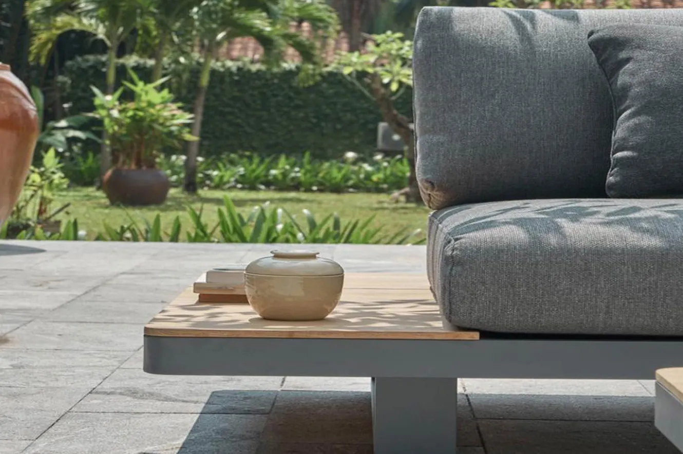 OUTFLEXX Las Vegas Ecklounge, anthrazit/grau, Alu/Teak, 5 Personen, Tisch 130x95 cm, FSC®-zertifiziertes Produkt