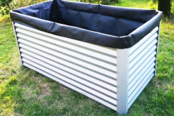 OUTFLEXX Pflanzvlies, schwarz, Vlies 200g/m², 180x90x100cm, für Hochbeet mit 180cm