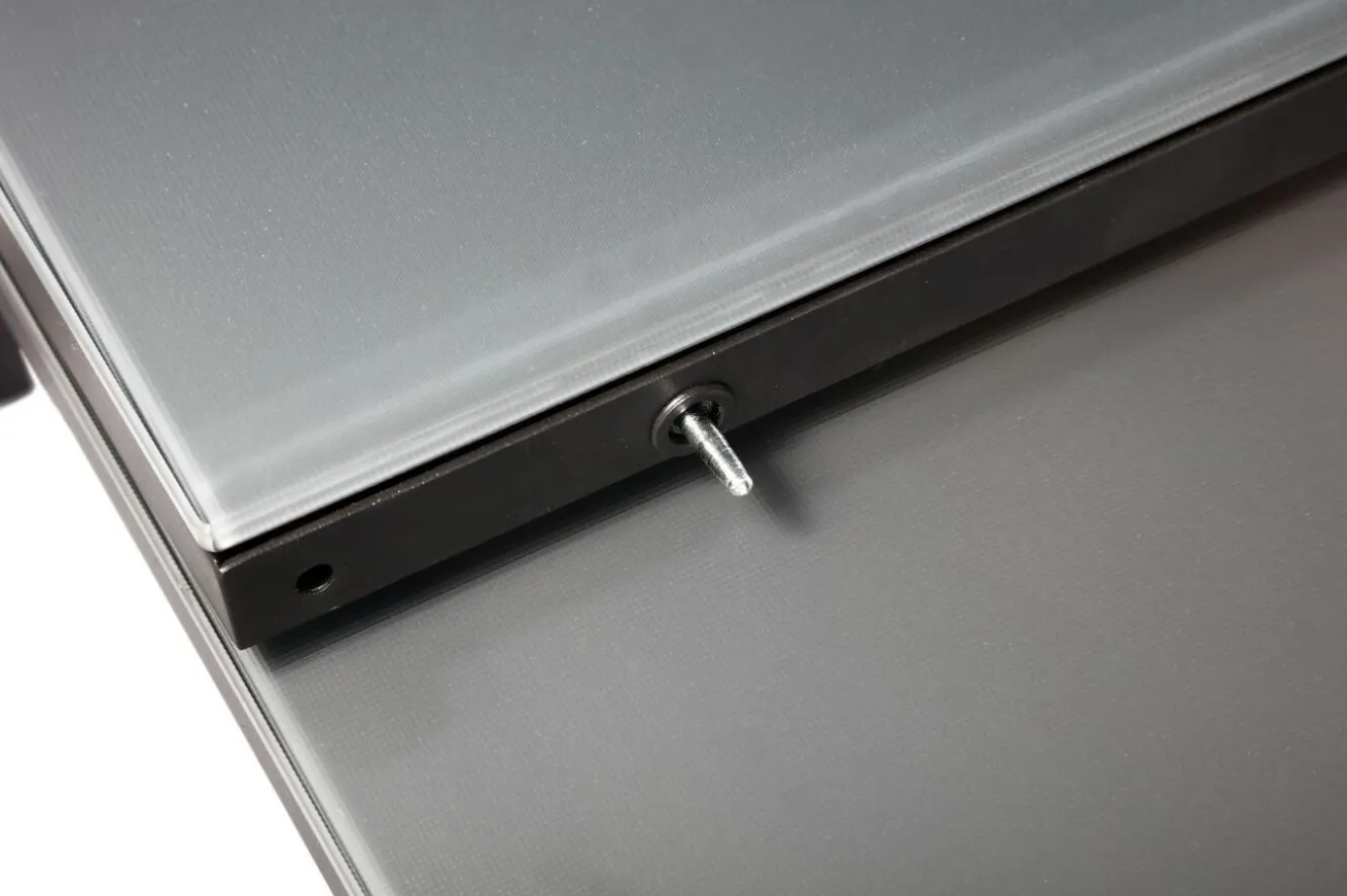 OUTFLEXX Premium Garten-Essgruppe, OUTFLEXX® anthrazit matt, Alu / Glas / Teak, Tisch 180/240 x 100cm, 4 Stapelsessel, 2 Klappstühle