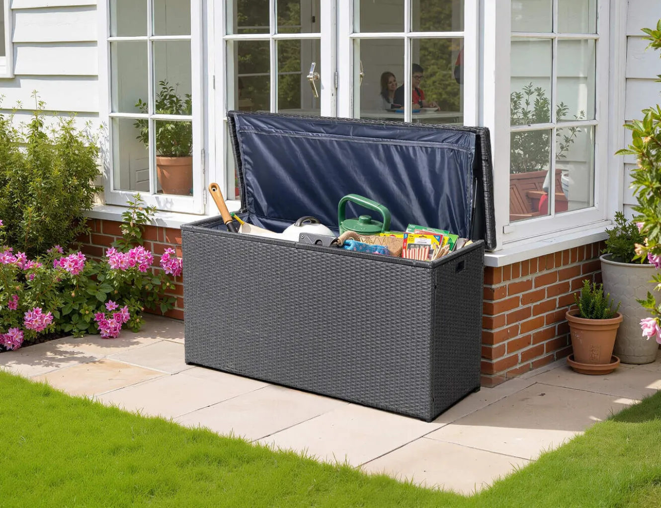 OUTFLEXX Rocking Kissenbox, grau/braun-meliert, Polyrattan, 145x58x73 cm, inkl. Inlay