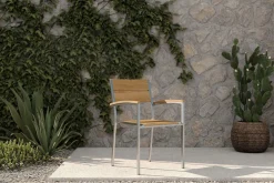 OUTFLEXX Stapelstuhl, silber/naturbelassen, Edelstahl/Teak, stapelbar, gebürstet, FSC®-zertifiziertes Produkt