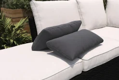 OUTFLEXX Tampere Dekokissen, grau, 100% Polyacryl, 30 x 60 cm, Premium 2er-Set