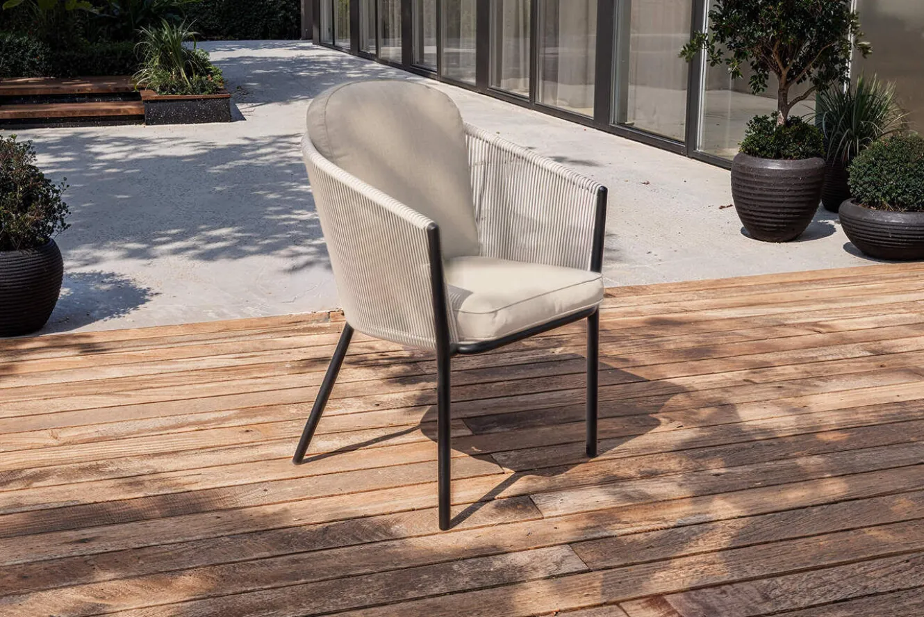 OUTFLEXX Tavio Garten-Essgruppe schwarz/beige, Alu/Steinimitat/Rope-Geflecht, Tisch 200/260 x 100 cm, 6 Diningsessel, ausziehbar