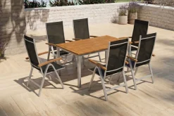 VILLANA Garten-Essgruppe, silber/natural, Alu/Eukalyptus, 150 x 90 x 74 cm, für 6 Personen, mit Fußkappen, witterungsbeständig, FSC®-zertifiziertes Produkt