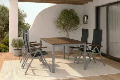 VILLANA Garten-Essgruppe, silber/schwarz, Alu / Akazie, Gartentisch 150 x 90 cm, 4 Klappstühle, FSC®-zertifiziertes Produkt