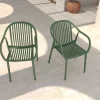 VILLANA Pico Curve Balkon-Set, pestogrün, Kunststoff, Tisch Ø 70 cm und 2 Stapelsessel, UV- und wetterfest