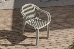 VILLANA Pico Curve Balkon-Set, grau, Kunststoff, Tisch Ø 70 cm und 2 Stapelsessel, UV- und wetterfest