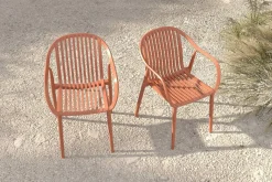 VILLANA Pico Curve Stapelsessel 2er-Set, ziegelrot, Kunststoff, 56,5 x 59,5 x 83 cm, stapelbar, UV-beständig