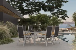 VILLANA Sylvania Garten-Essgruppe mit 6 Klappstühlen, silber/anthrazit, Aluminium/Glas, inkl. Eukalyptus-Armlehnen, ausziehbarer Tisch 160/220 x 90 cm, FSC®-zertifiziertes Produkt