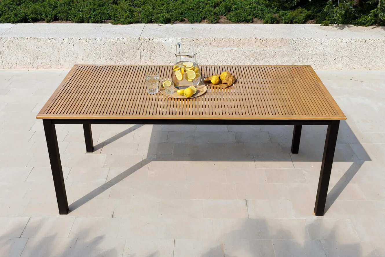 VILLANA Tasmania Esstisch, anthrazit/naturbelassen, Alu/Eukalyptus, 180 x 90 cm, FSC®-zertifiziertes Produkt