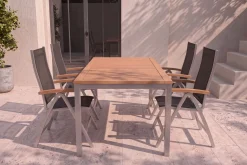 VILLANA Tasmania Garten-Essgruppe, silber, Alu / Eukalyptus / Textilene, Tisch 180 x 90 cm, 4 Klappstühle, FSC®-zertifiziertes Produkt